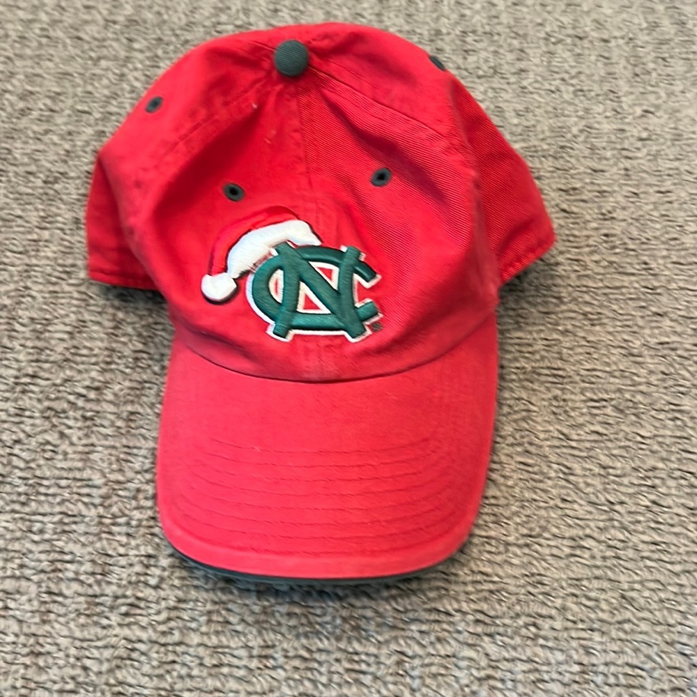 UNC Christmas cap